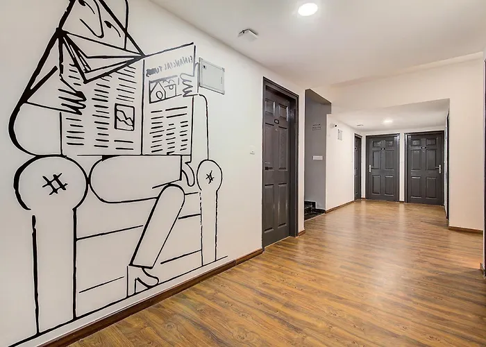 Townhouse Sector 66 Noida Near Noida Sector Metro Station