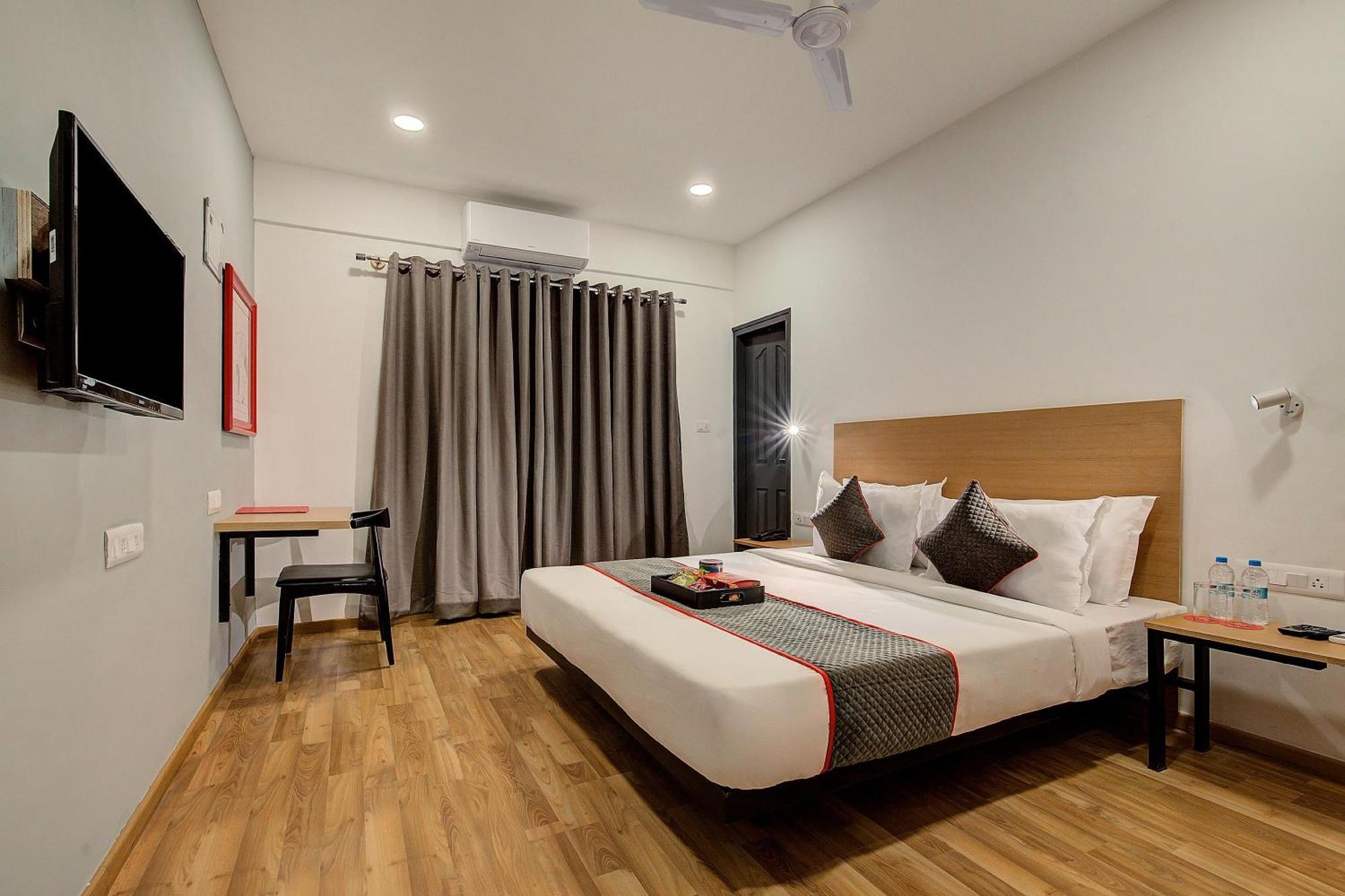 Hotel Townhouse Sector 66 Near Sector Metro Station 4*