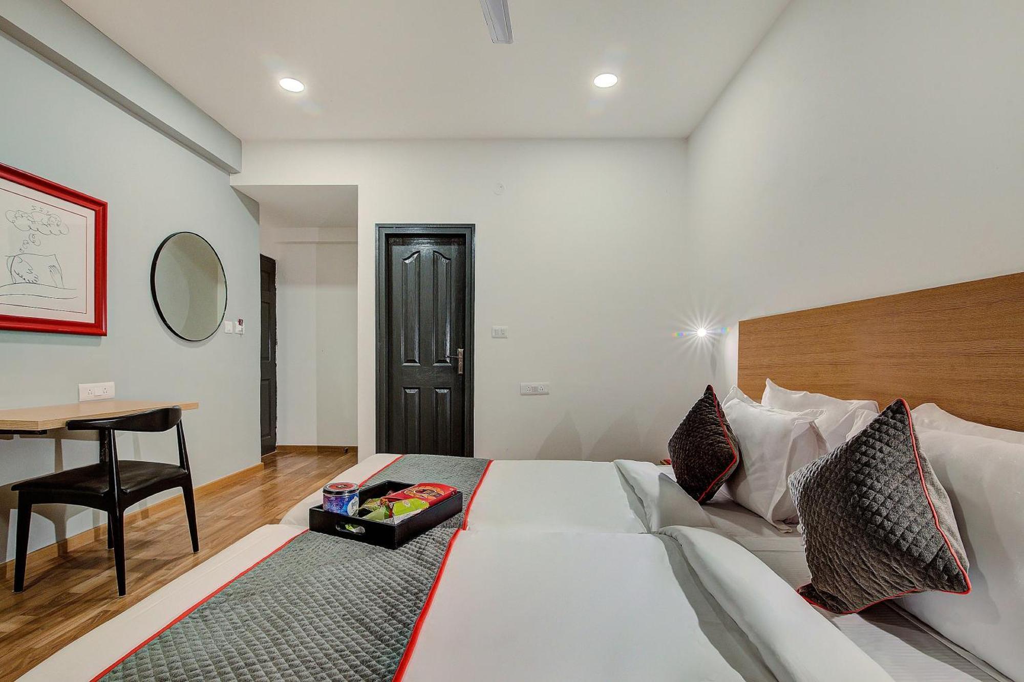 Townhouse Sector 66 Near Sector Metro Station Hotel 4*