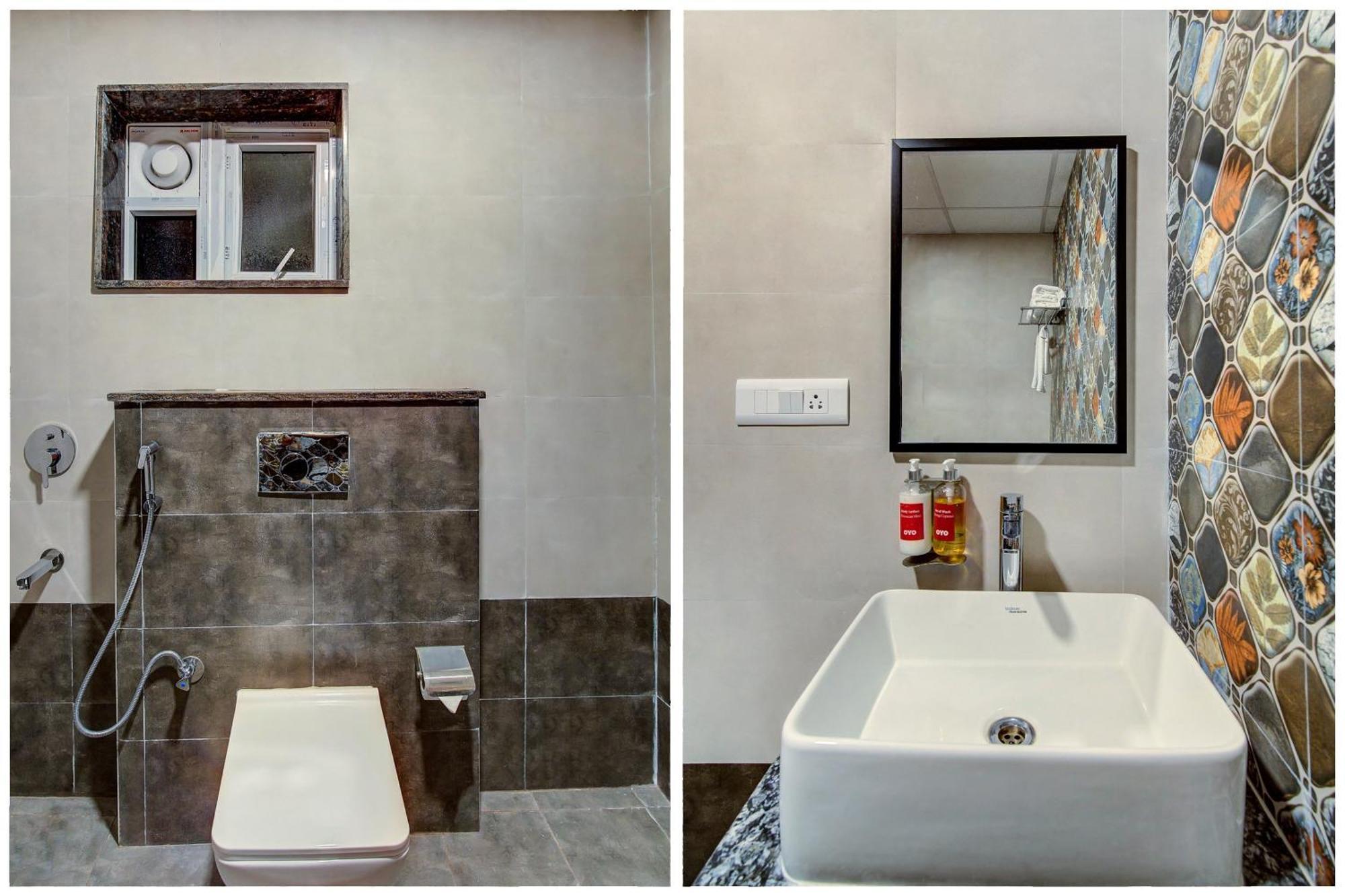 Townhouse Sector 66 Near Sector Metro Station Hotel Noida